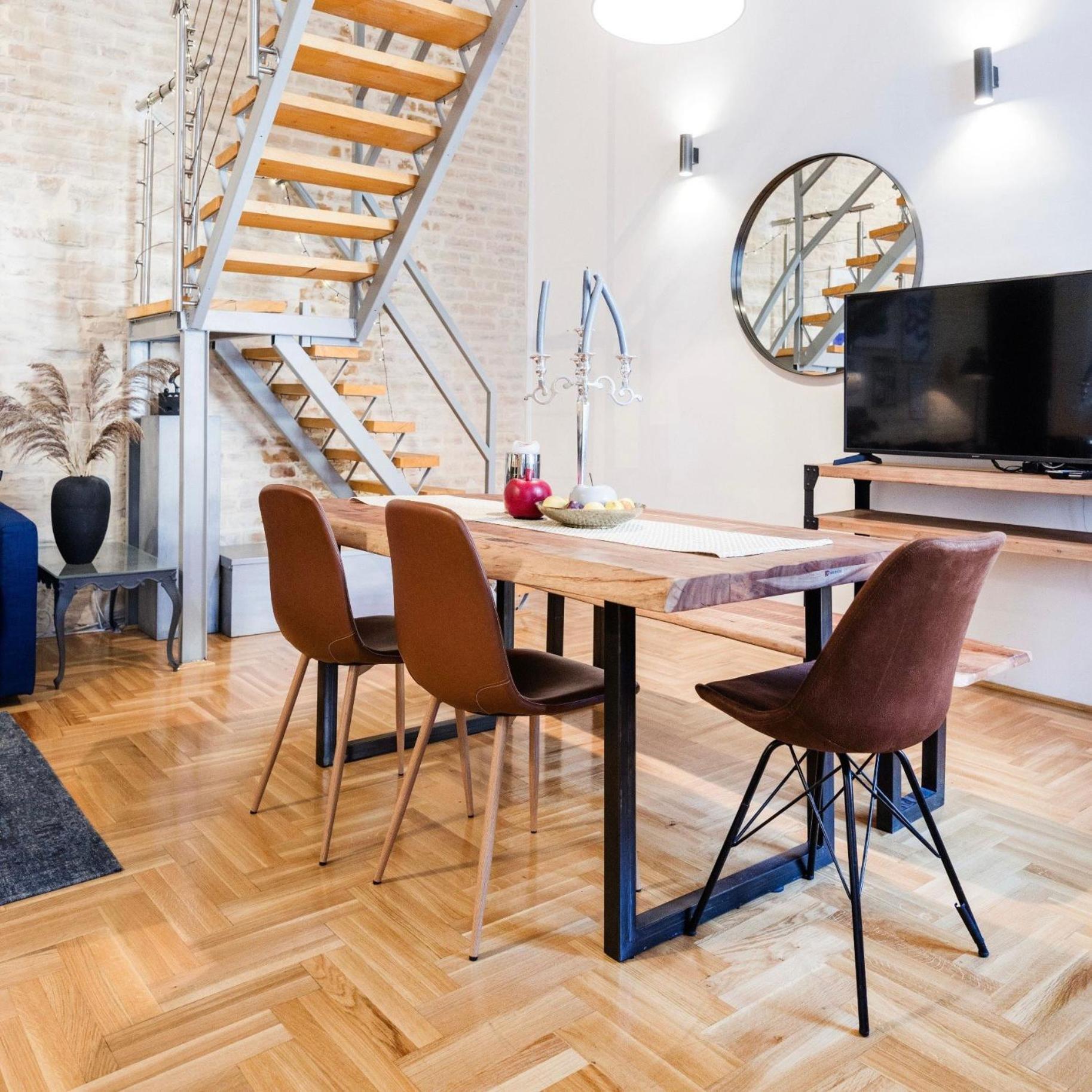 Lejlighed Historic Penthouse With Sauna & Jacuzzi @downtown