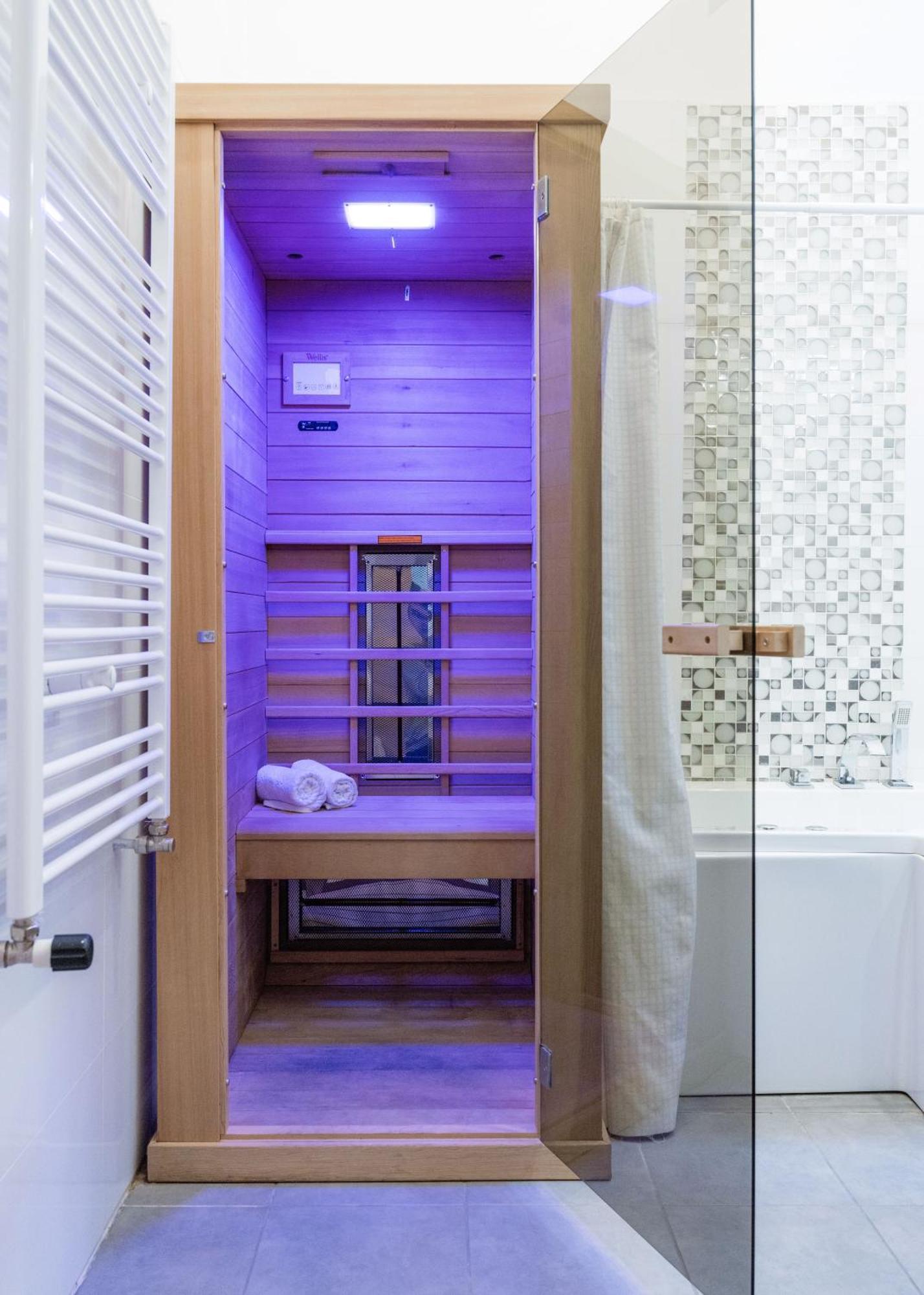 Lejlighed Historic Penthouse With Sauna & Jacuzzi @downtown