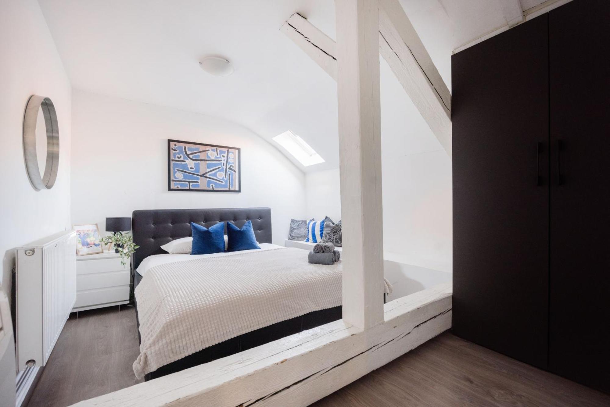 Historic Penthouse With Sauna & Jacuzzi @downtown Budapesta