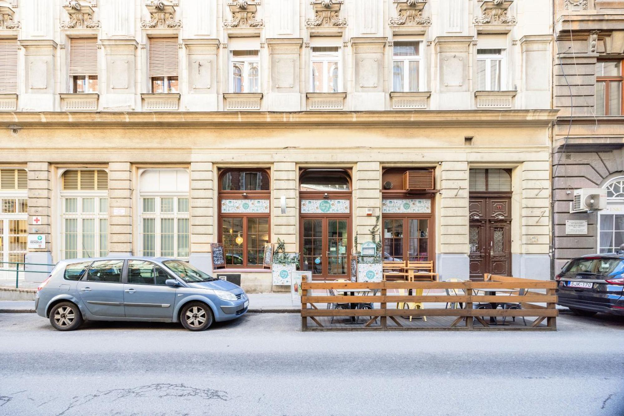 Apartament Historic Penthouse With Sauna & Jacuzzi @downtown *
